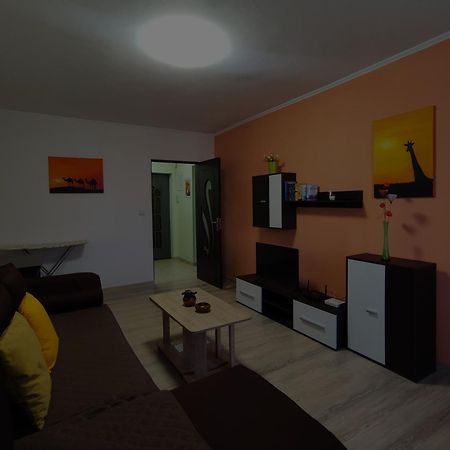 Zoldrebi Apartment Turda Bagian luar foto