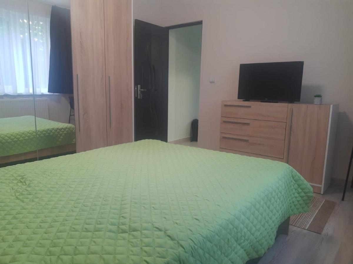Zoldrebi Apartment Turda Bagian luar foto